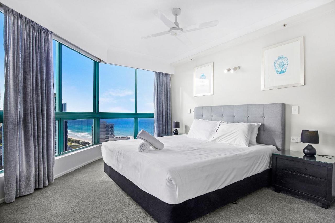 Apartment Crown Towers Luxury 3 Bedroom - Coasthm *